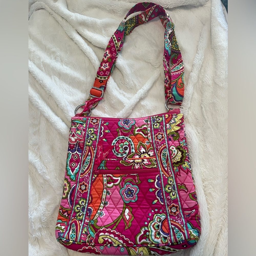 VERA BRADLEY - Paisley Pink Swirls Crossbody Purse Bag